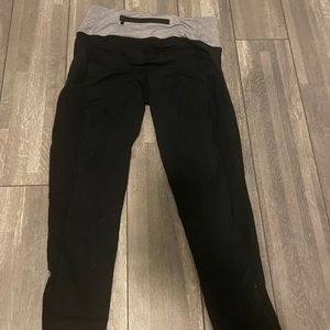 Ruffle Lululemon crop